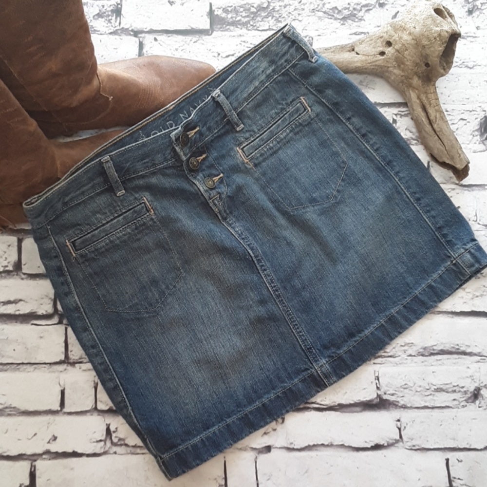 Old Navy 3 Button Front Medium Wash Denim …